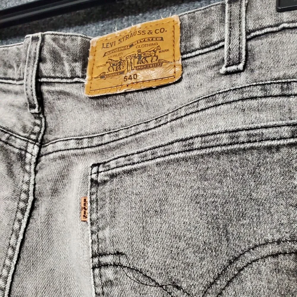 Vintage Levi's 540 Jeans Mens 36 Gray Acid Wash Denim Relaxed Fit 90s Brown Tag
